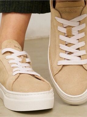 Soludos Beige Soft leather Sneaker